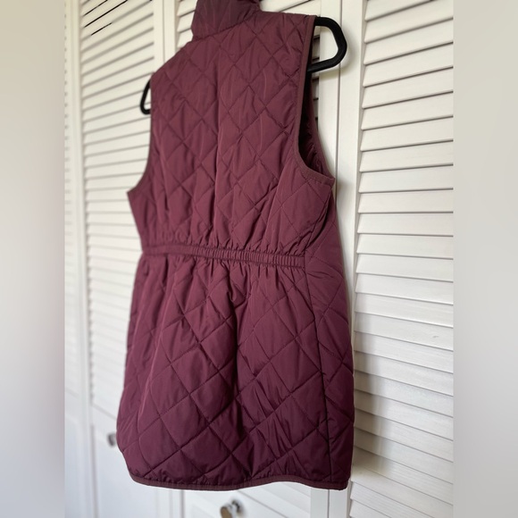 Old Navy MATERNITY Vest - Size M - Picture 3 of 8